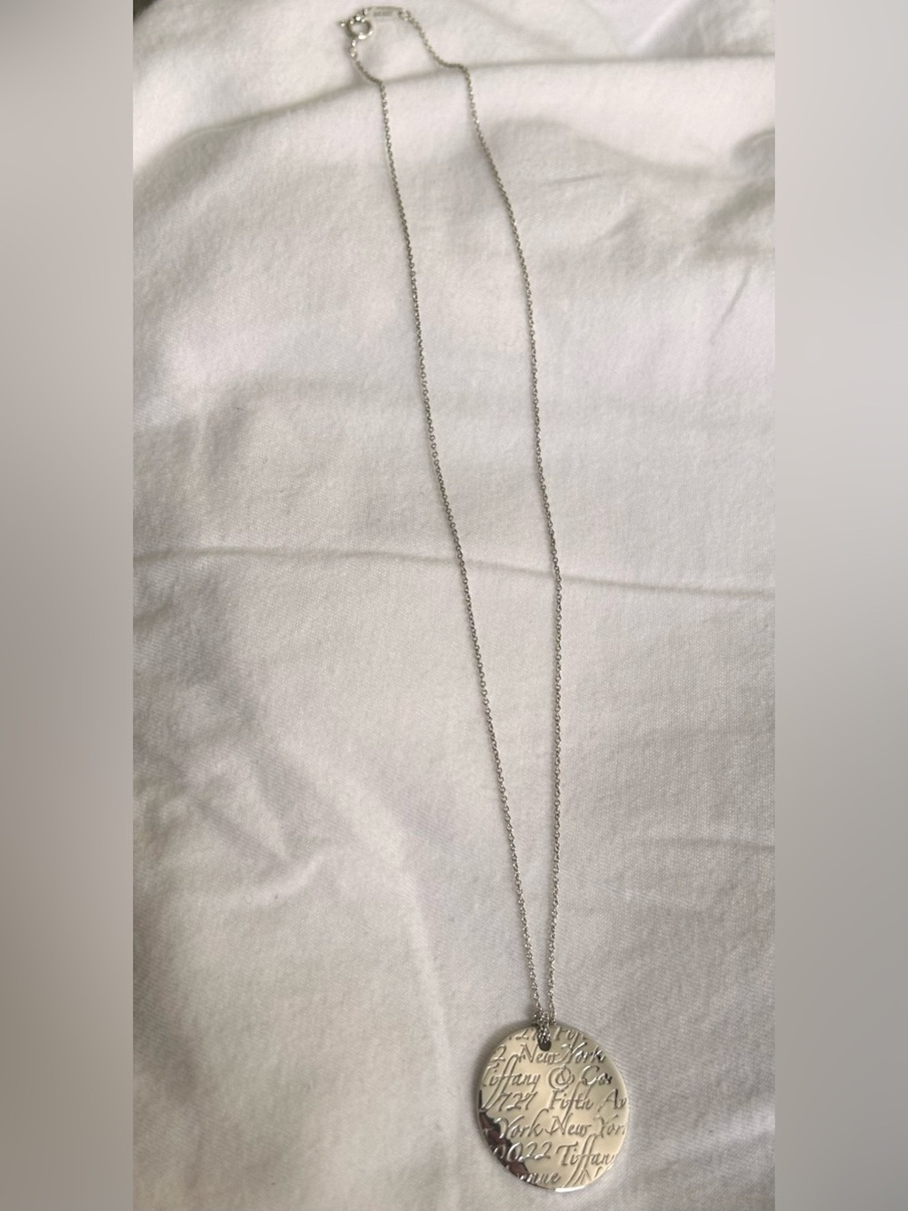 Tiffany and Co Notes Round Disc Pendant Necklace Sterling Silver w/designer box - Picture 4 of 4